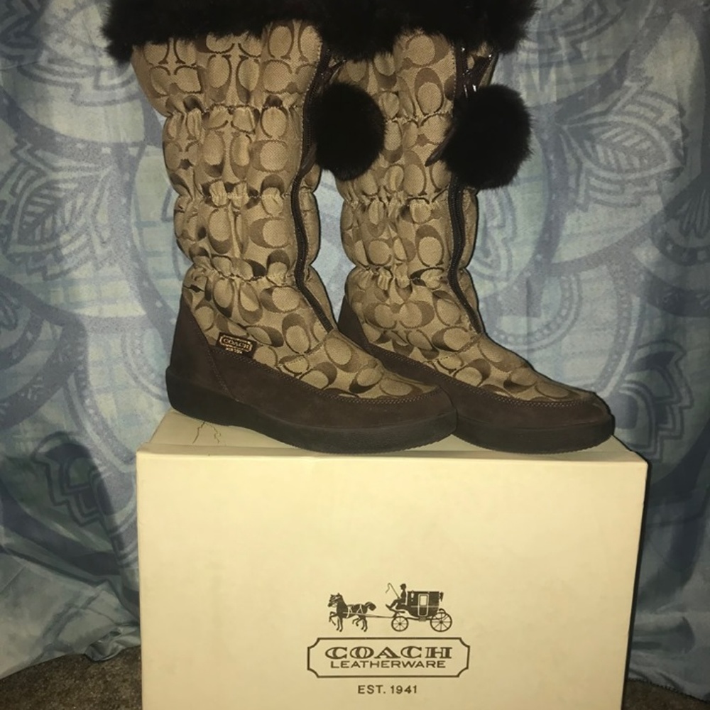 Coach Theona Sig. Rabbit Fur - Picture 2 of 6